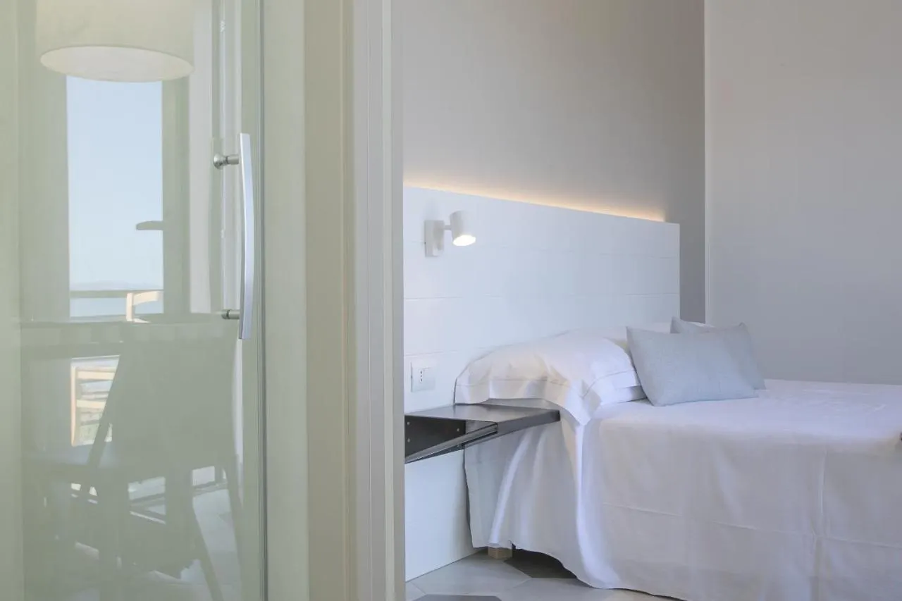 Hotel Villa Ambra Orbetello 3*,