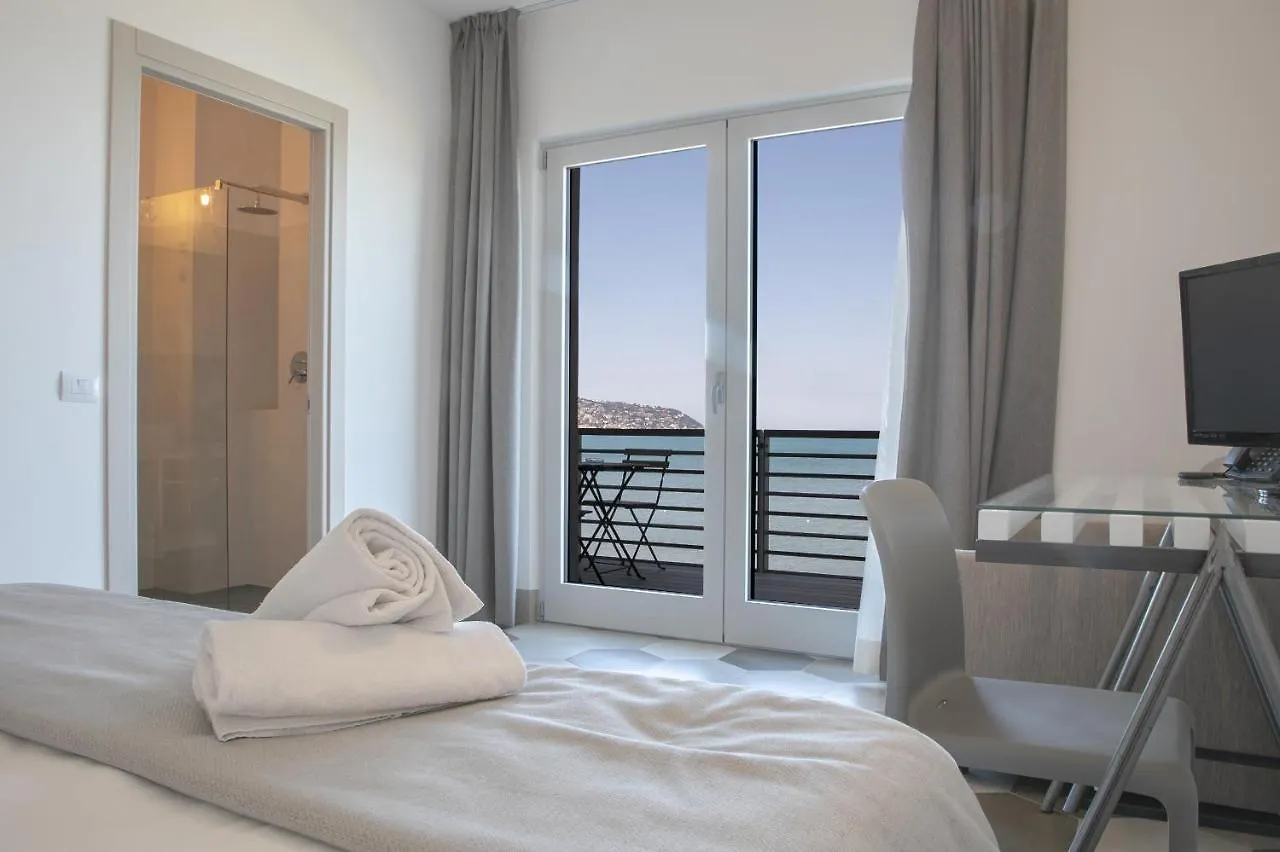 Hotel Villa Ambra Orbetello 3*,